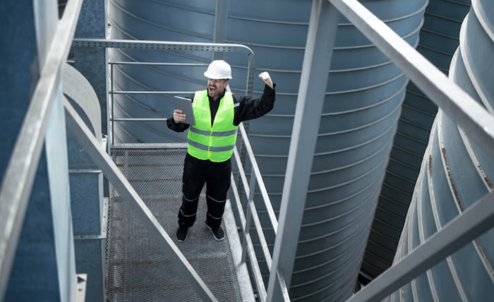 Comprehensive Maintenance of Aboveground Storage Tanks at Airports Screenshot 3